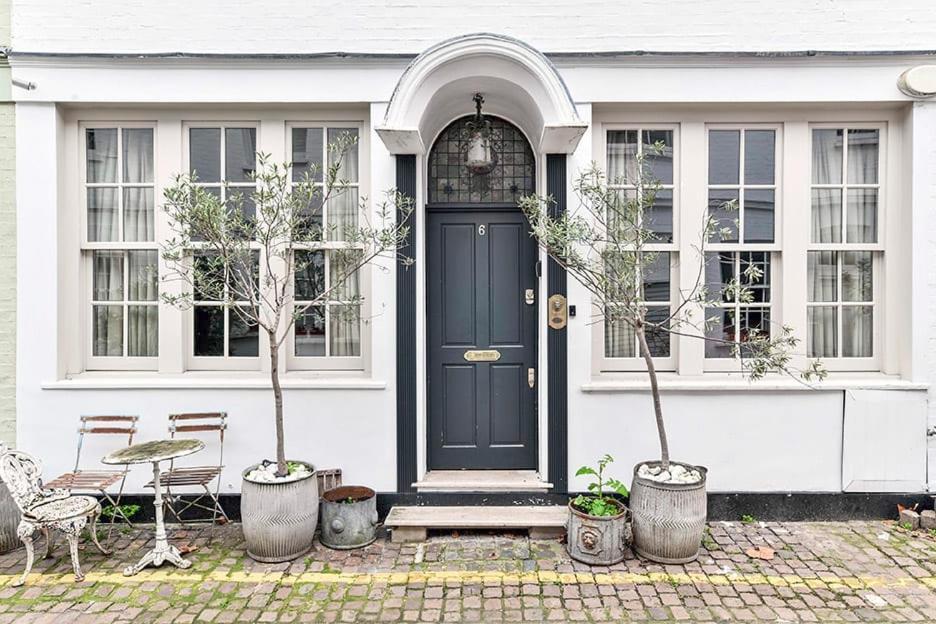 Knightsbridge 2br Mews House Londres