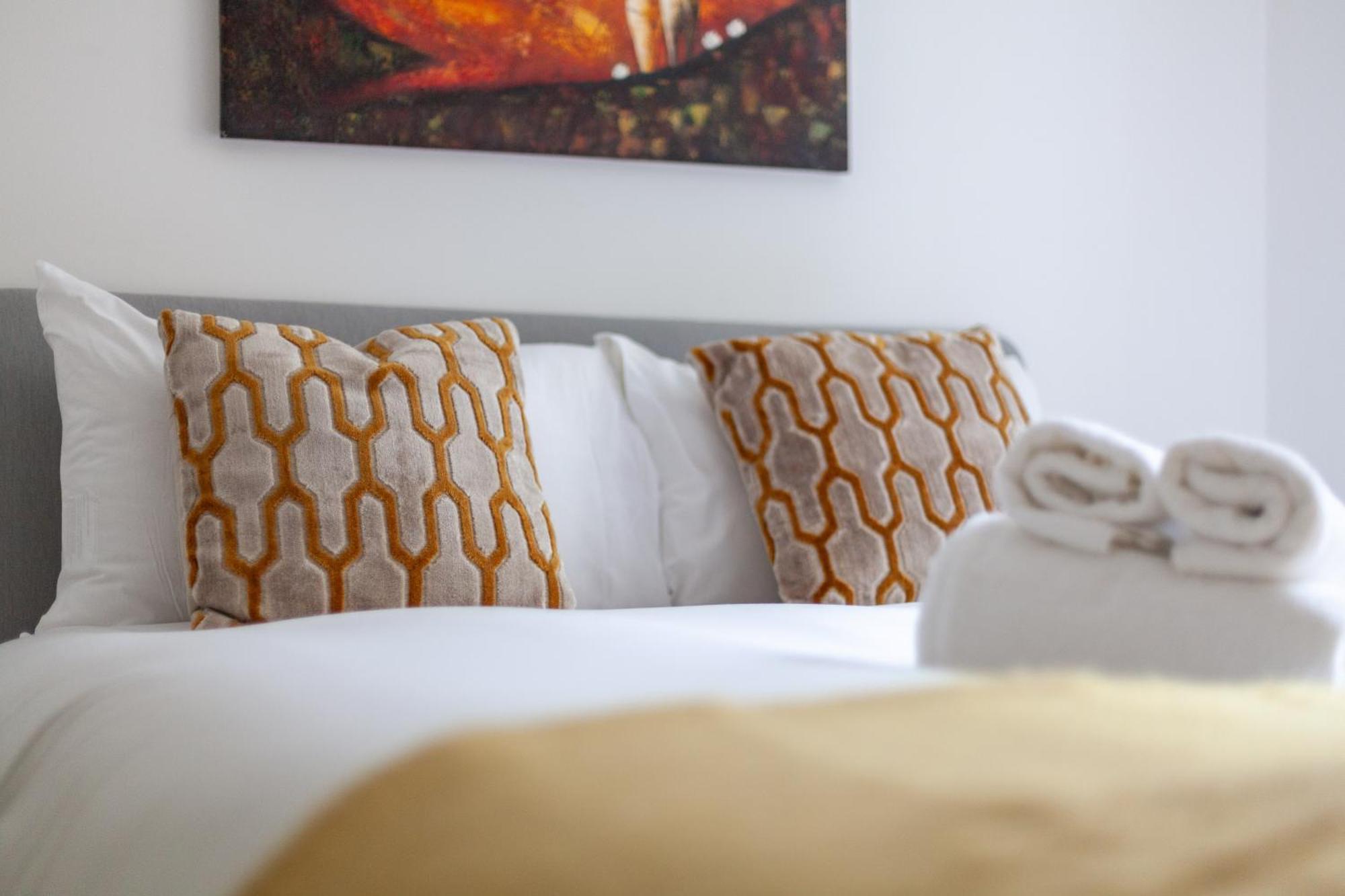 Elegance & Chic Design - 2-bedroom Haven Apartamento *