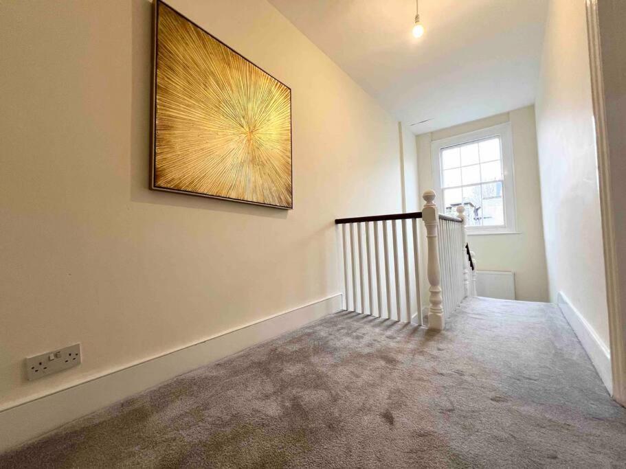 Appartement 4 Bed Apartment- Archway Station