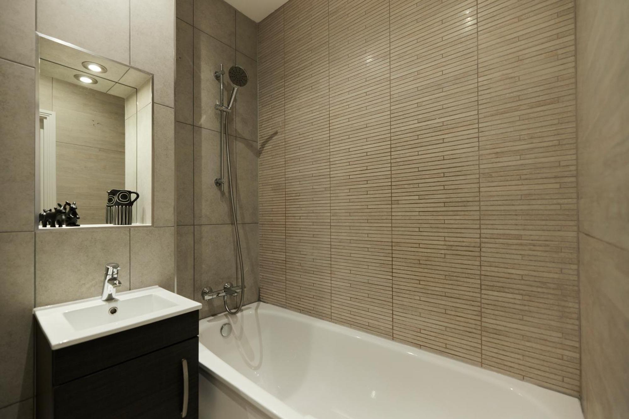 The Harlesden Escape - Spacious 3bdr Flat With Balcony Appartement Londres