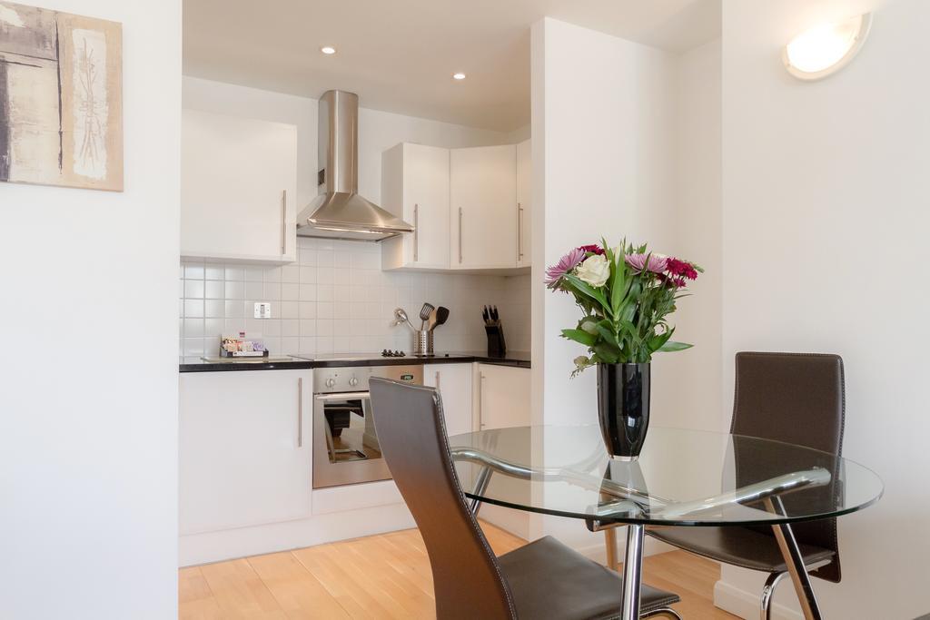 Roomspace Serviced - Groveland Court Apartamento Londres