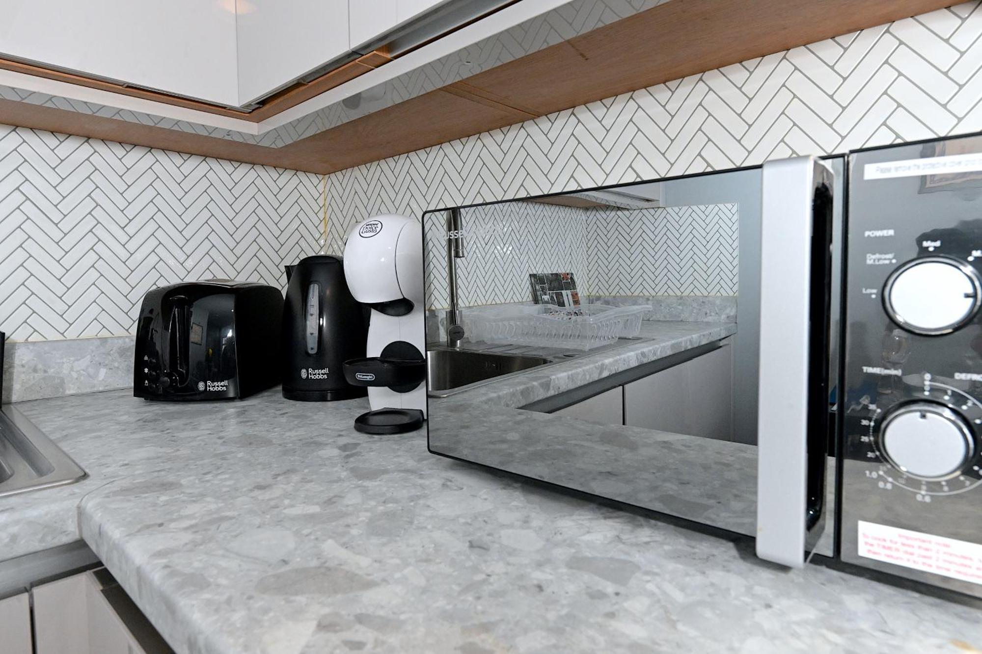 Appartement 1 Bedroom Flat In Wood Piccadilly Line