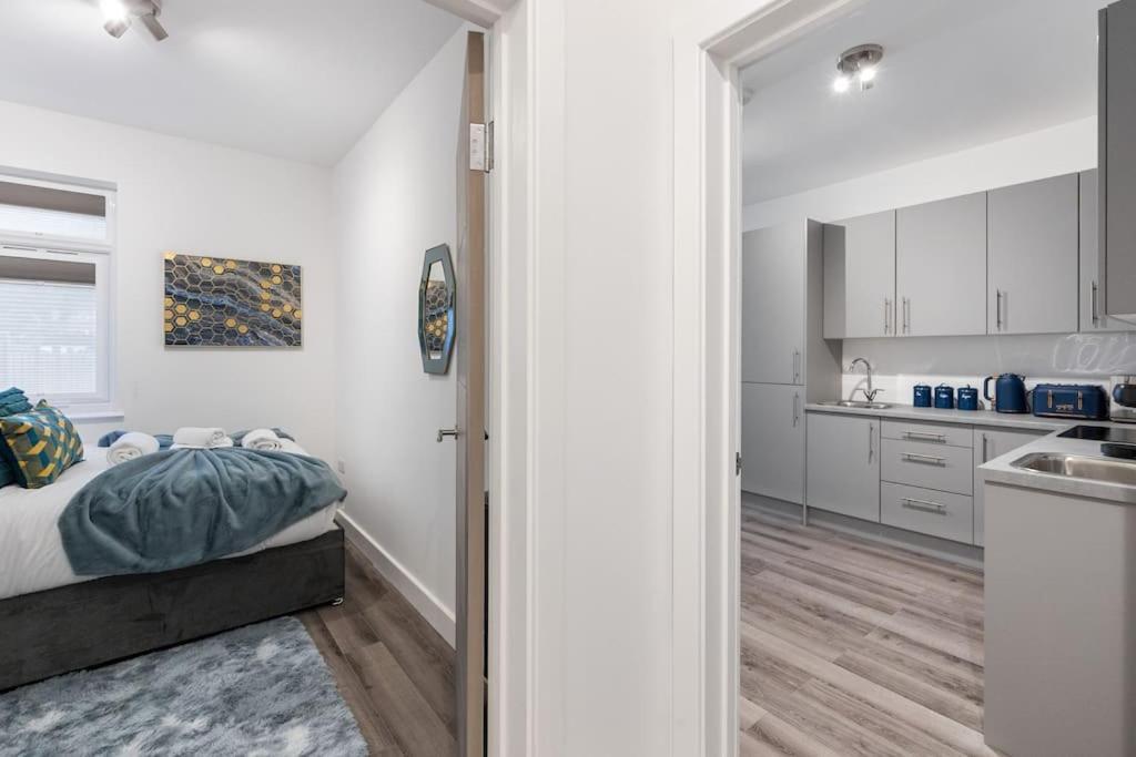Appartement Modern 2 Bedroom 3 Min Walk To Tube Station *