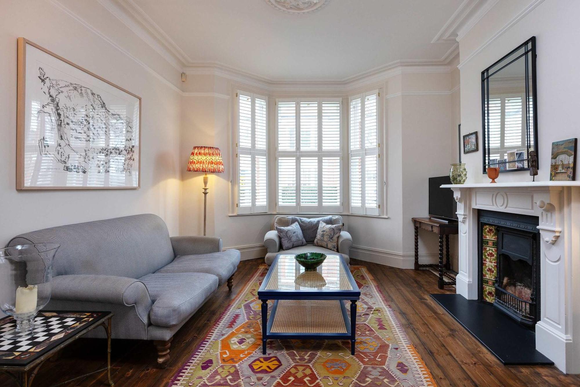 Veeve - Idyllic Elegance *