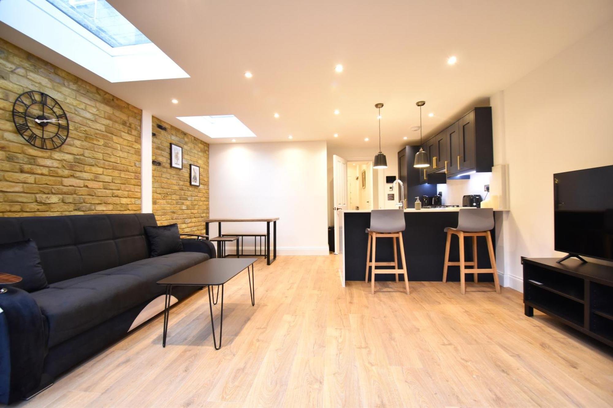Stunning 2 Bed *