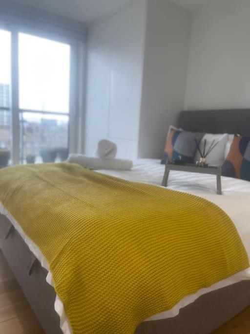 Luxury 2bed 2bath View Flat * Londres