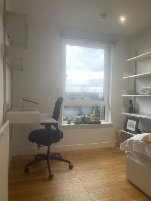 Luxury 2bed 2bath View Flat * Londres
