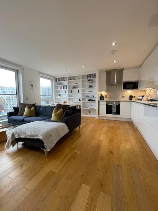 Luxury 2bed 2bath View Flat * Londres