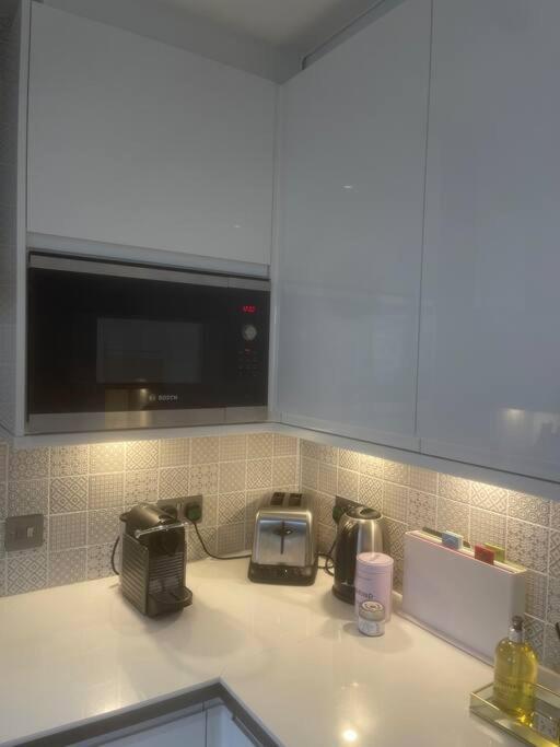 Luxury 2bed 2bath View Flat * Londres