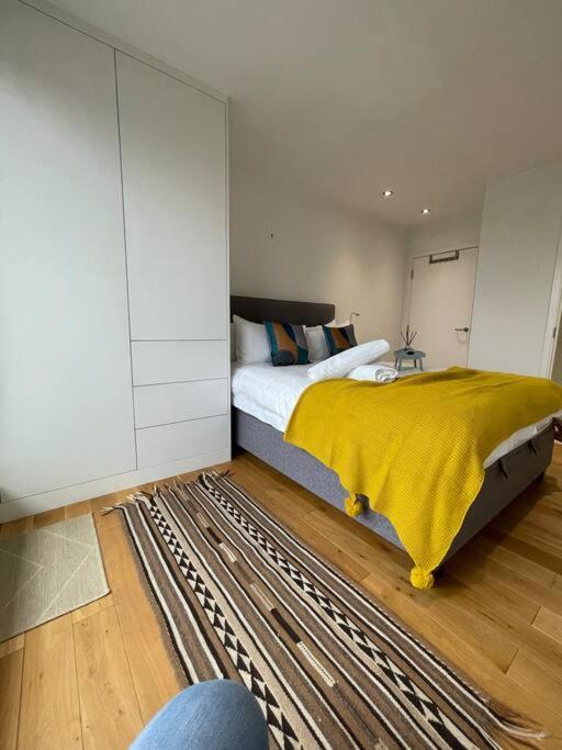 Luxury 2bed 2bath View Flat * Londres
