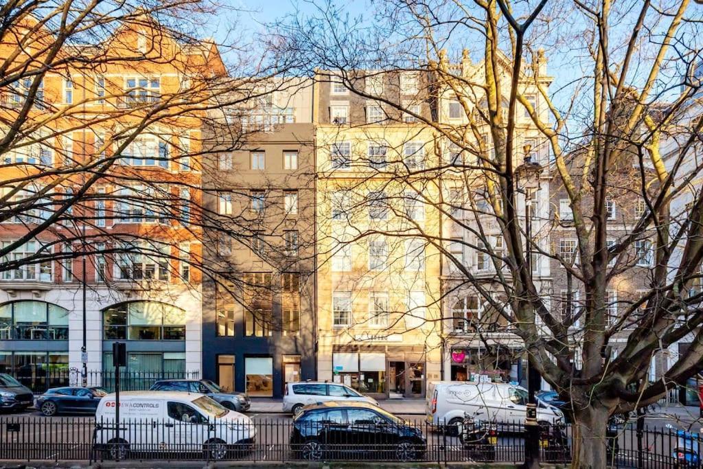Arcore Premium Golden Square Londres