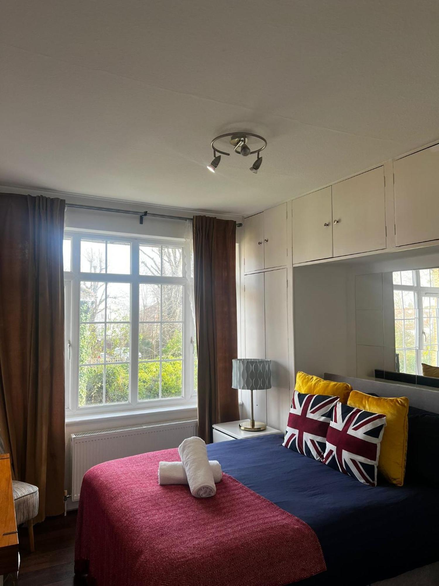 Flat 2 Sia Apartment *