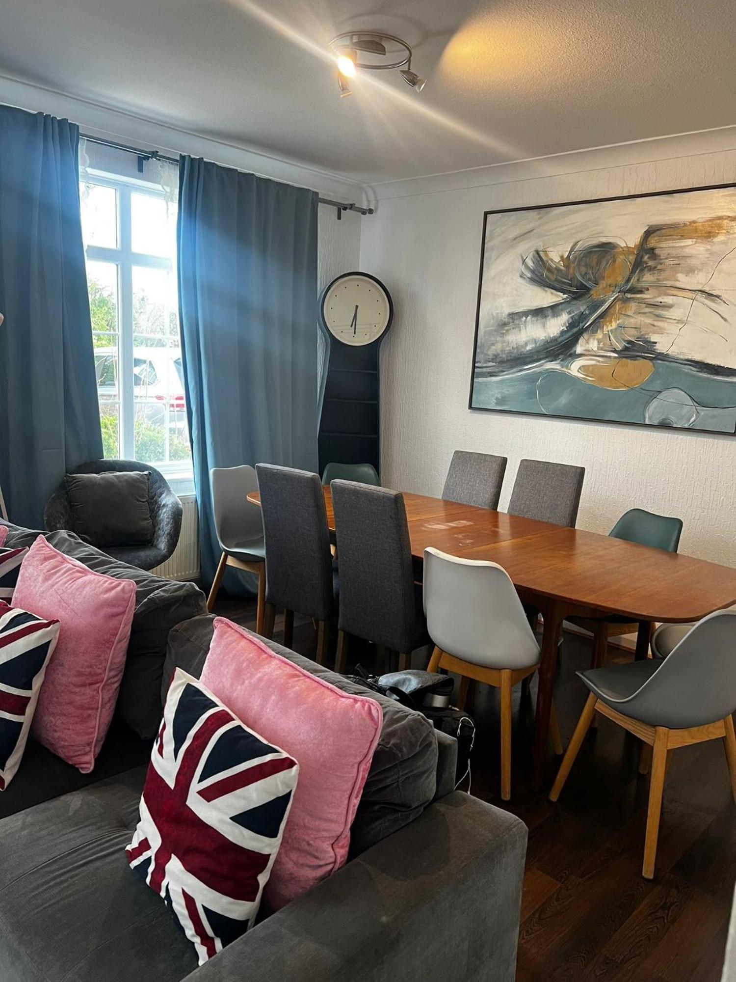 Flat 2 Sia Apartment