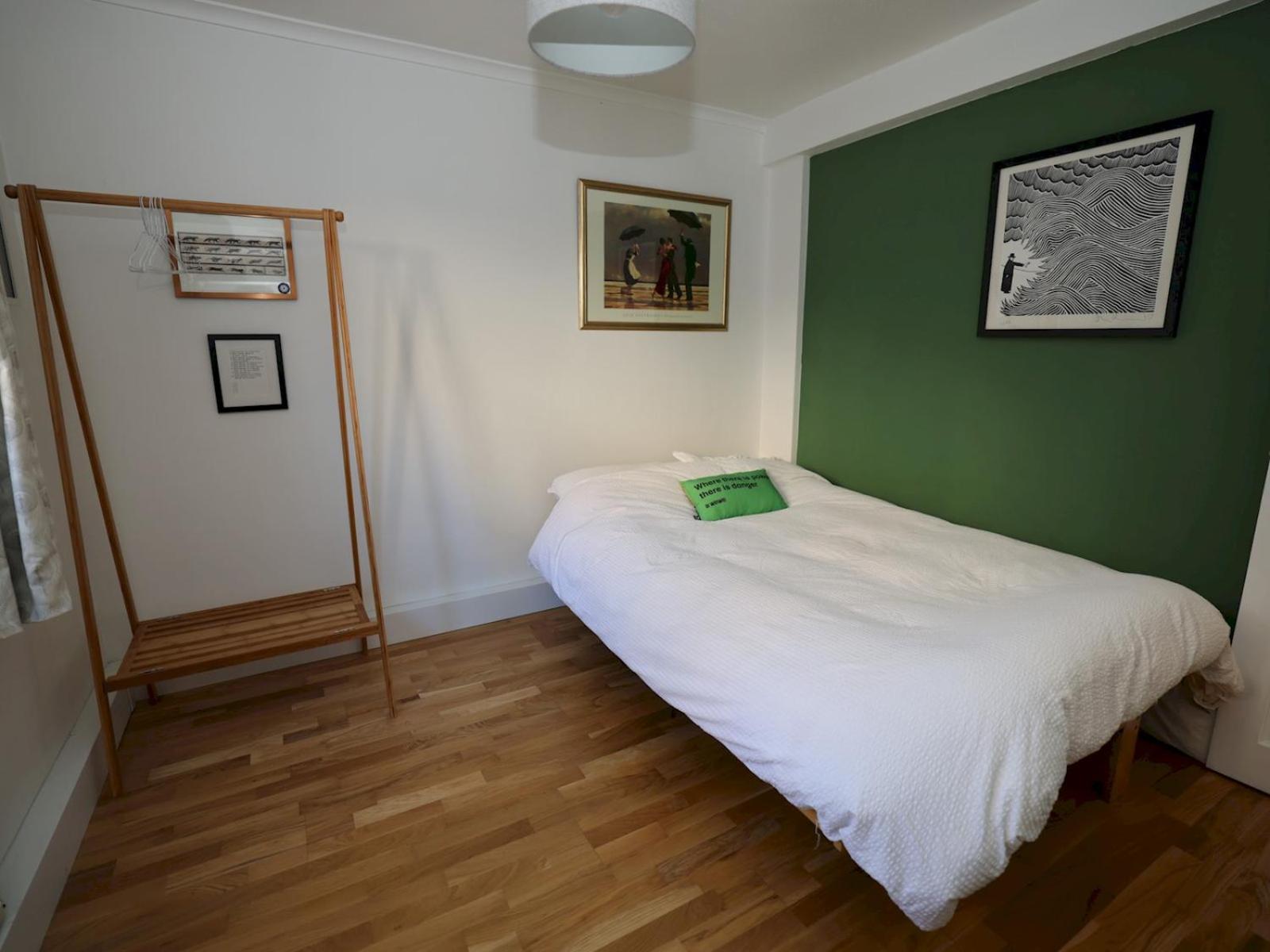 Pass The Keys Charming 2 Bed Londres
