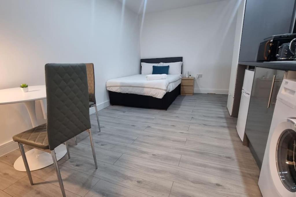 Brand New Collection Of Close To Tube Station London