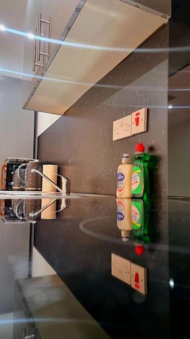 Brand New Collection Of Close To Tube Station Apartment