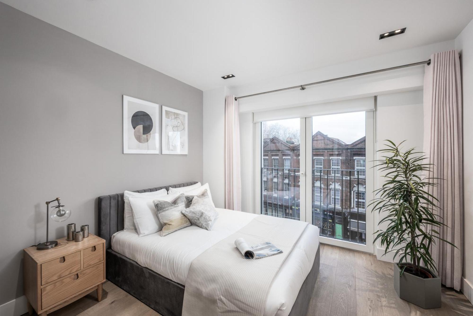 Luxury 2bed:prime Location, Min 2 Main Attractions Apartment
