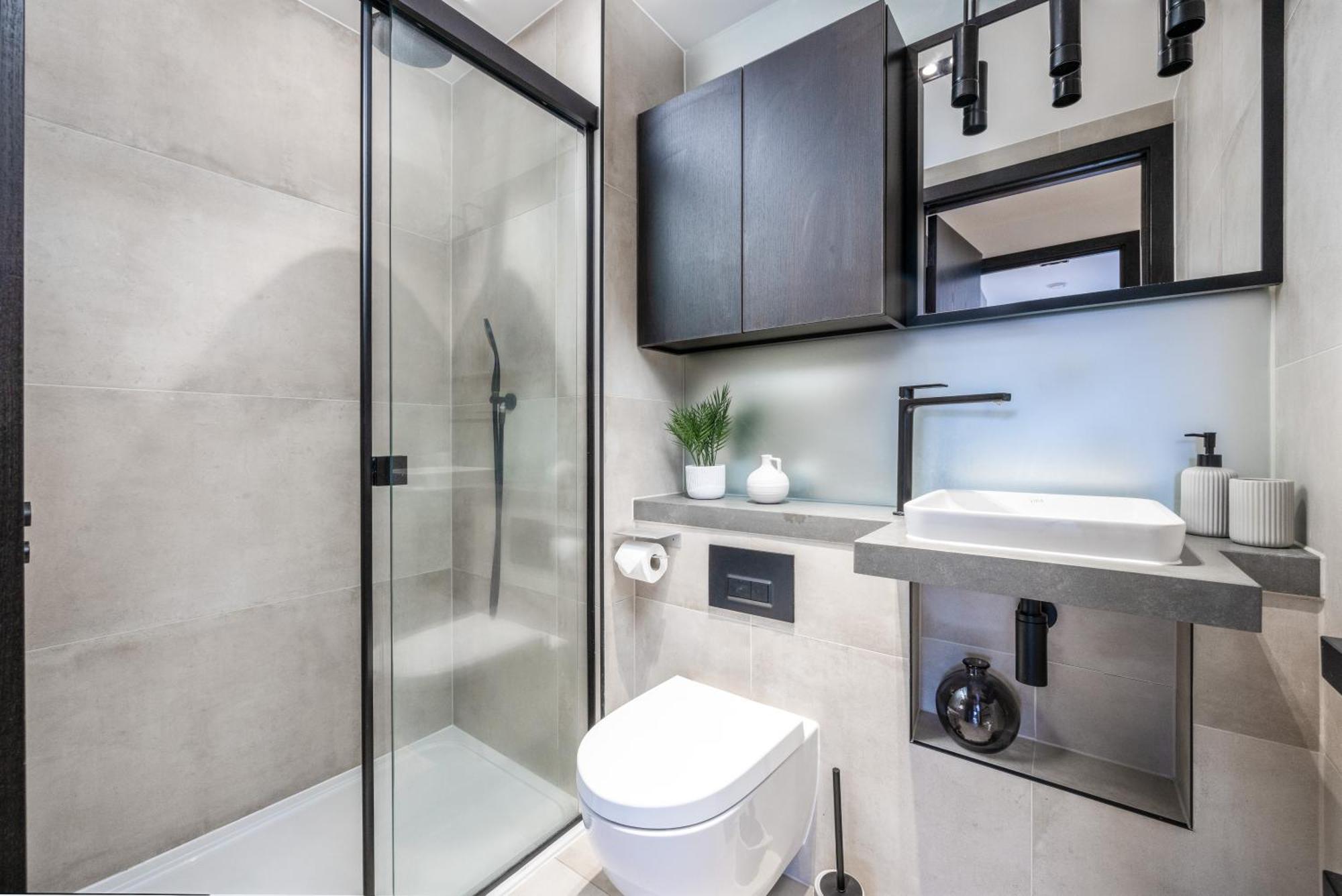 Luxury 2bed:prime Location, Min 2 Main Attractions Apartment London