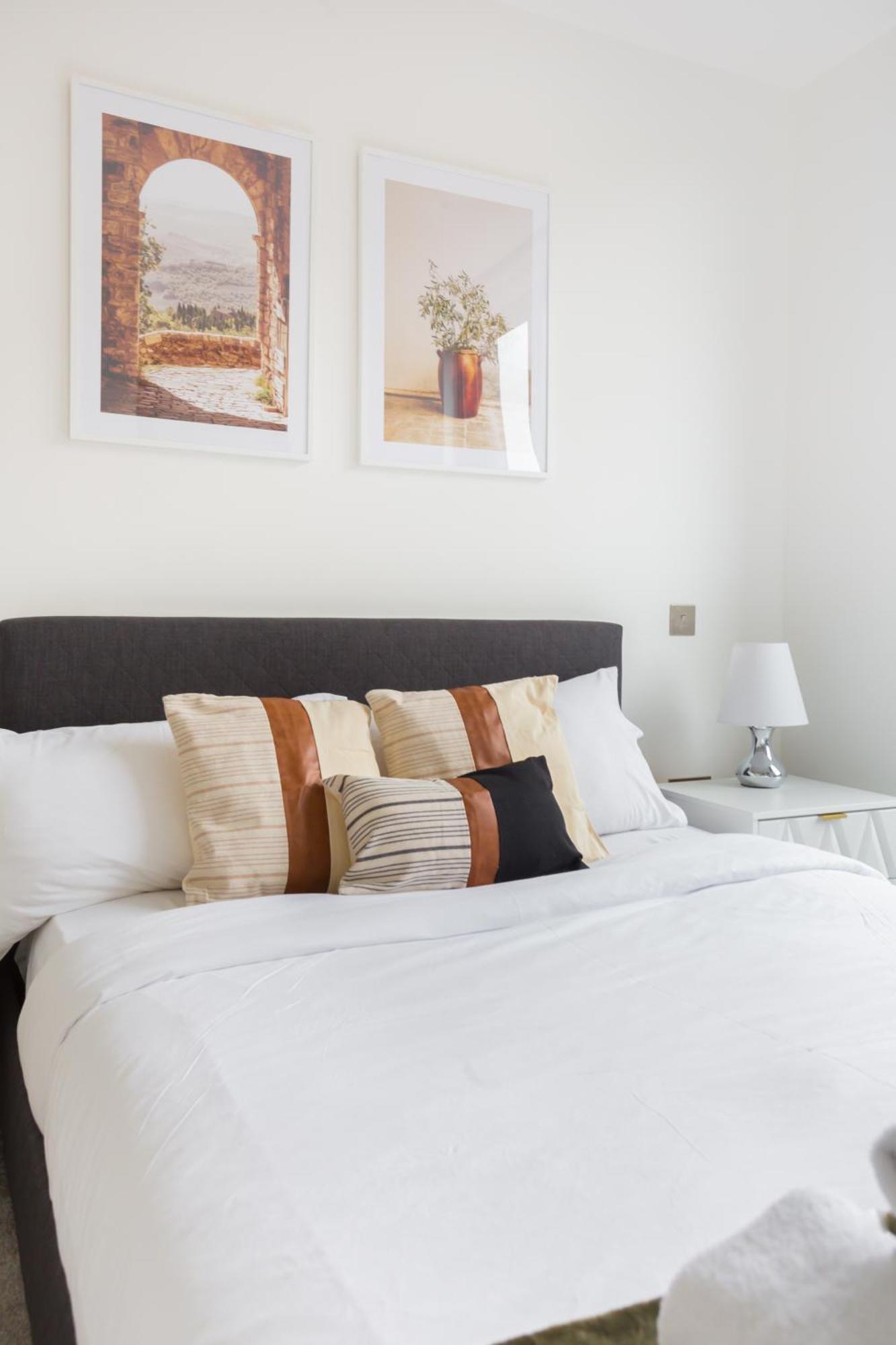 The Vale - Luxury * London