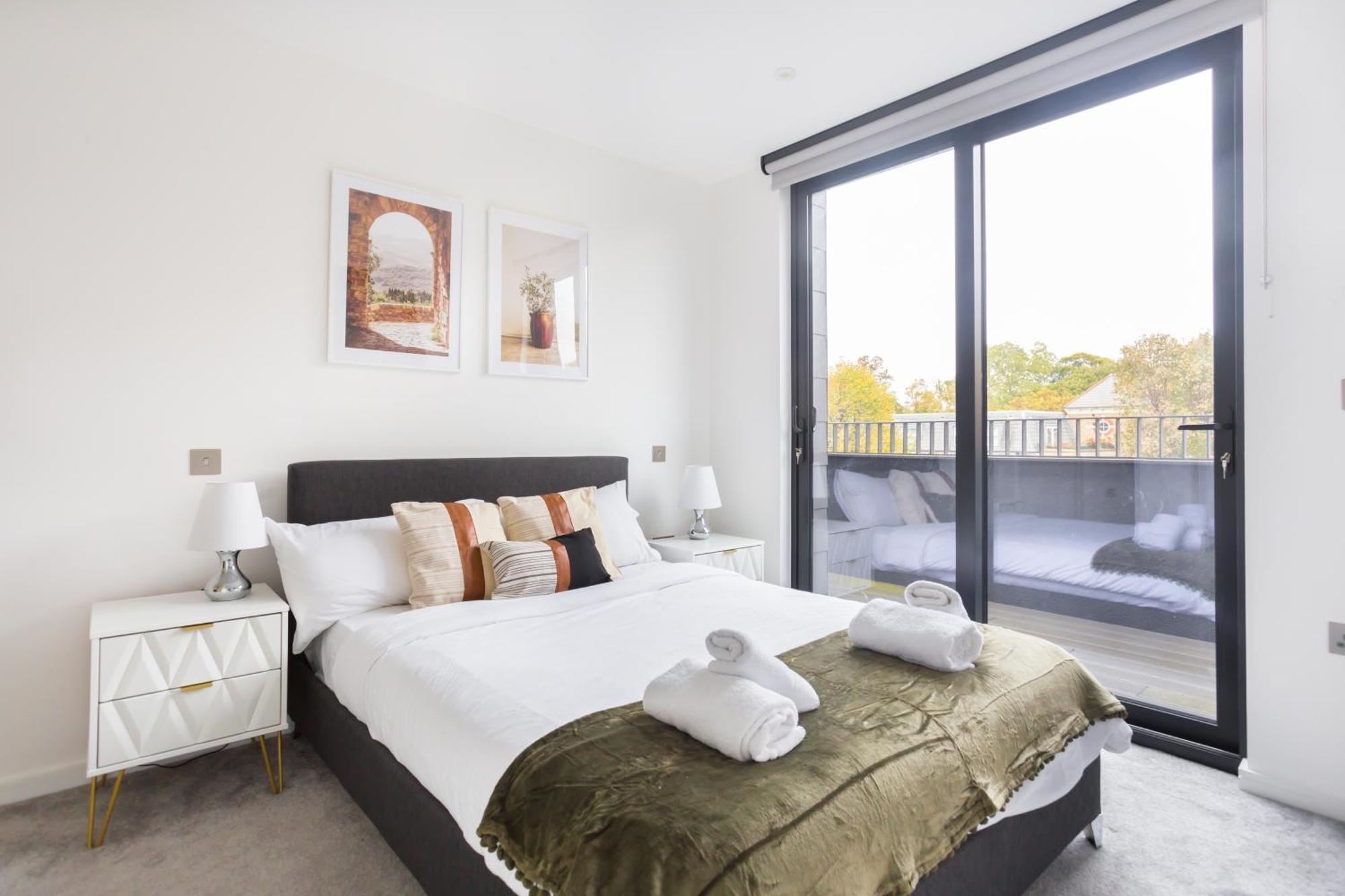 The Vale - Luxury * London