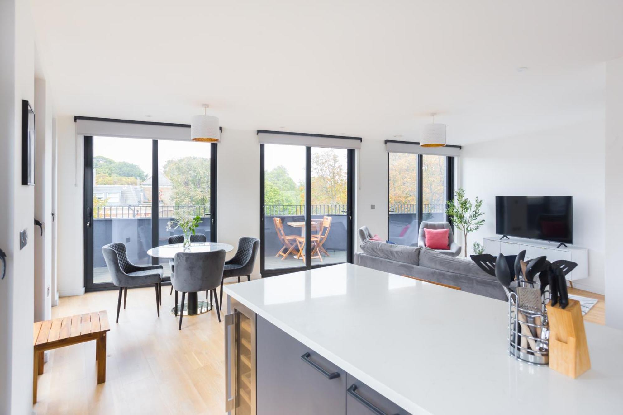 The Vale - Luxury Apartment