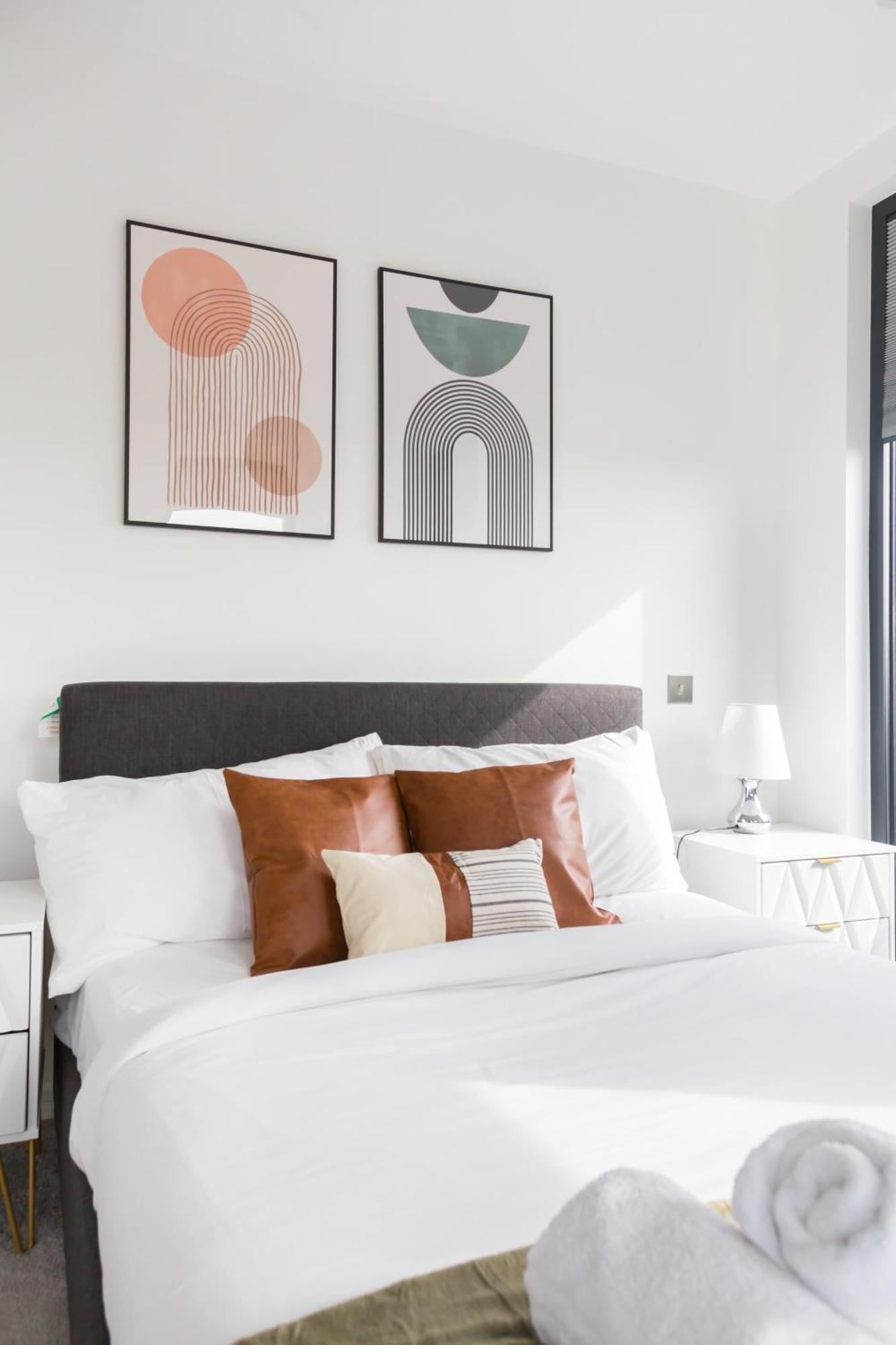 The Vale - Luxury Apartment *