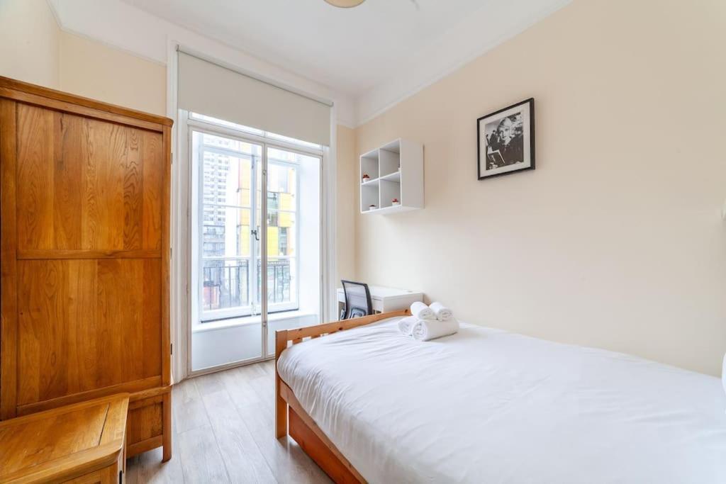 Spacious & 3-bed Flat By Popular Waterloo! Appartement Londres
