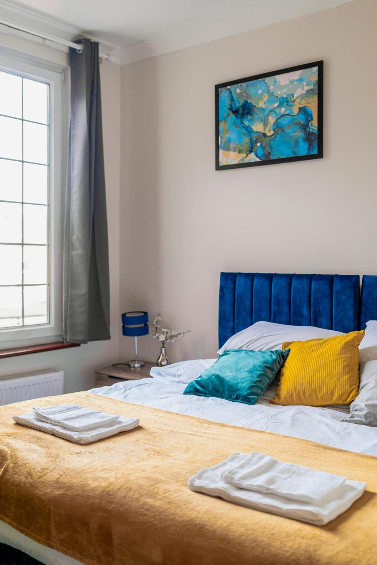 Apartamento Uksas Stunning One Bedroom Flat Free Parking