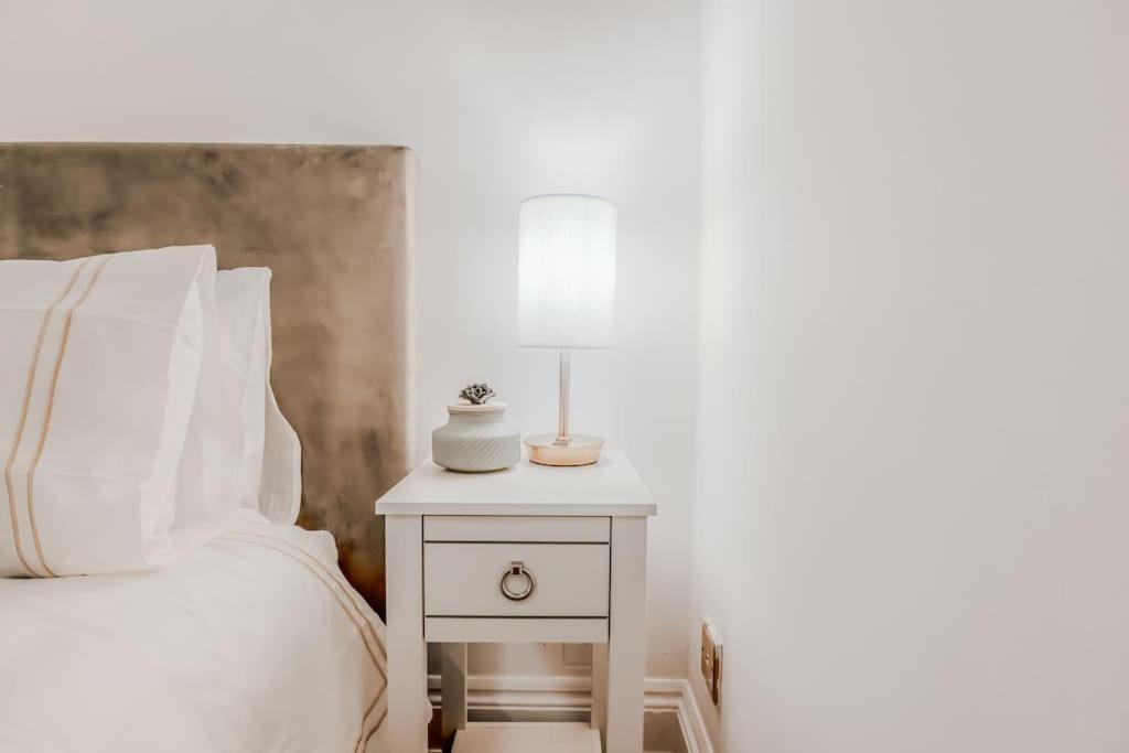 Beautiful 2bed By Hyde Park Apartamento