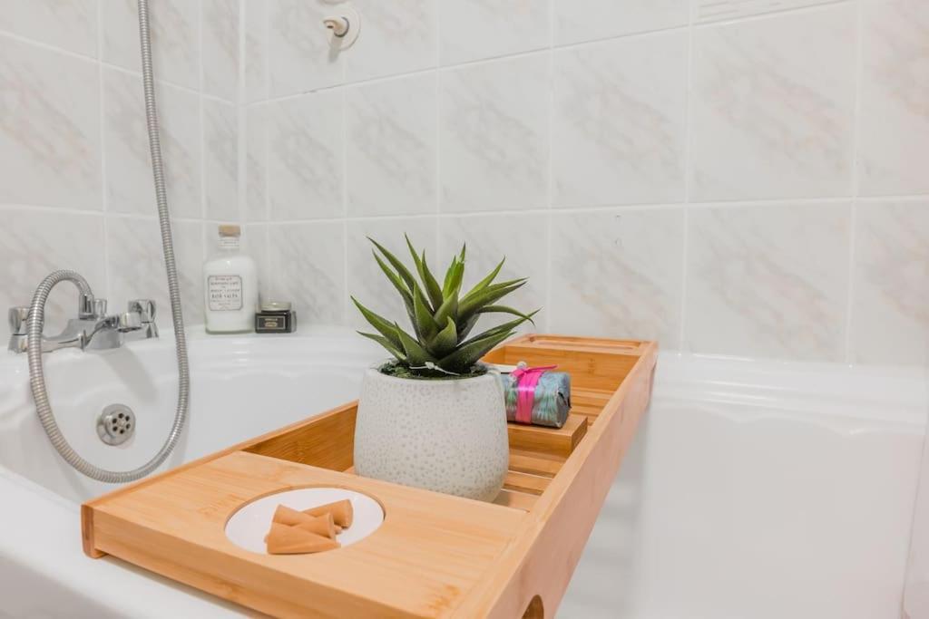 Beautiful 2bed By Hyde Park *