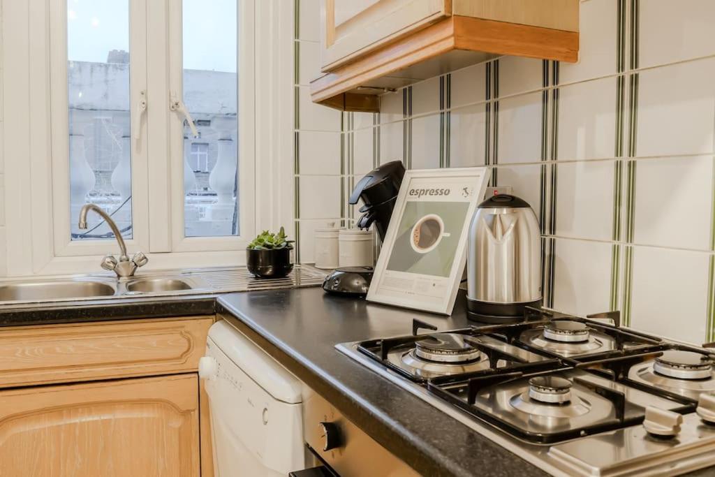 Beautiful 2bed By Hyde Park Londres