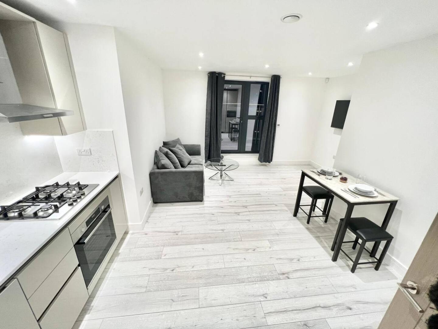 Queens Luxury Wembley Stadium - Aparthotel Londen