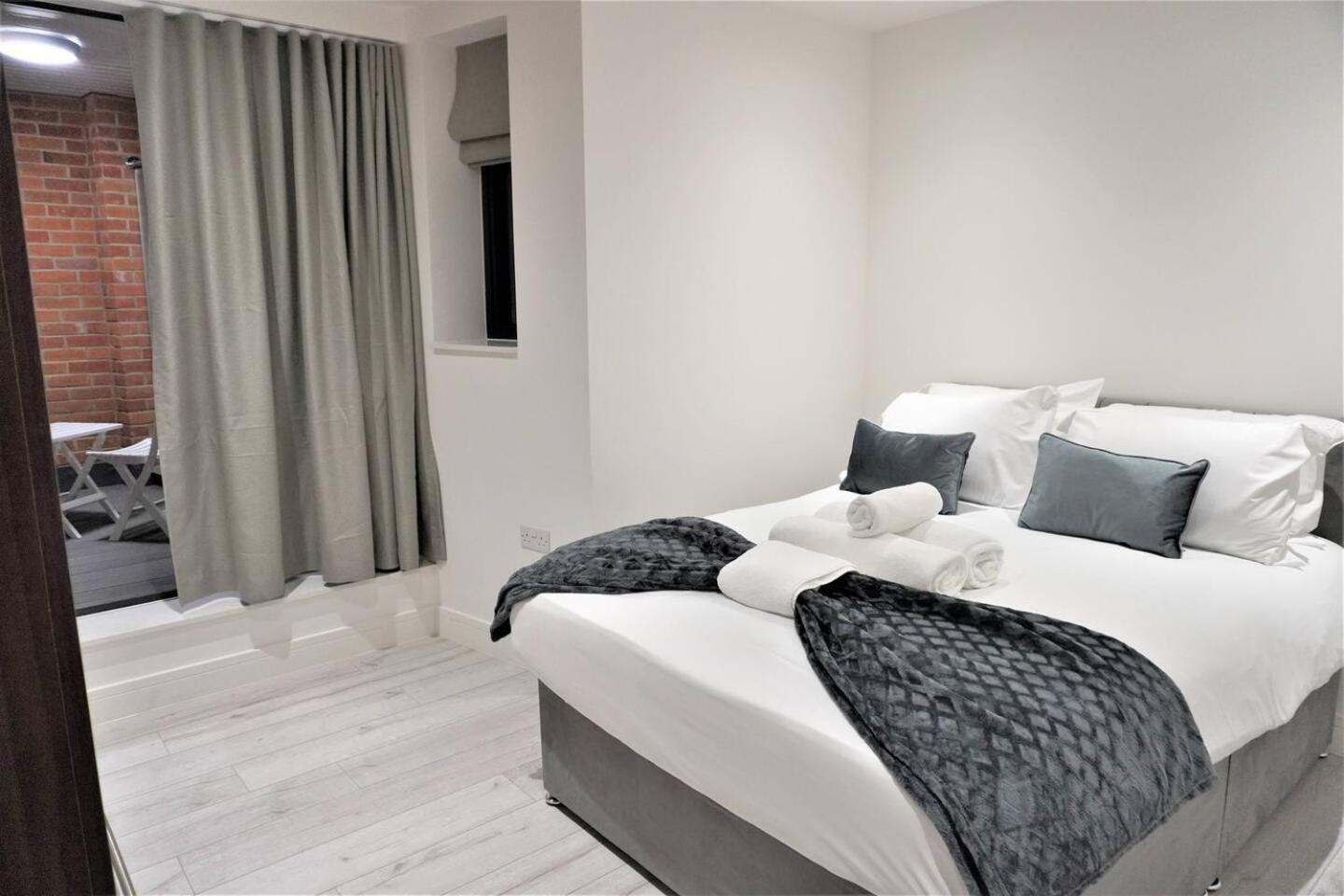 Queens Luxury Wembley Stadium - * Londen