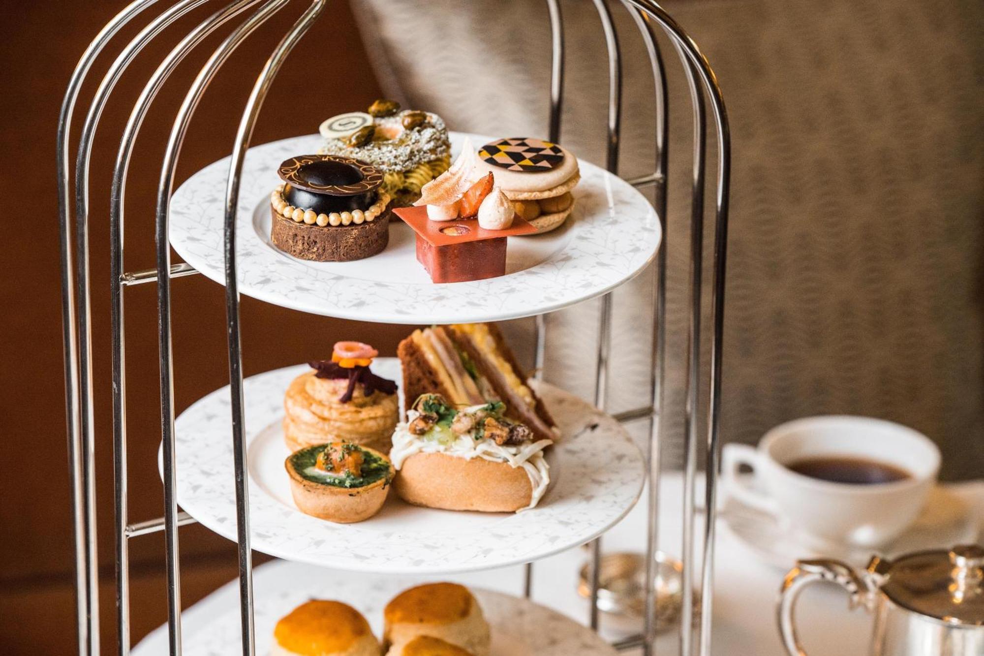 Sheraton Grand Park Lane 5*