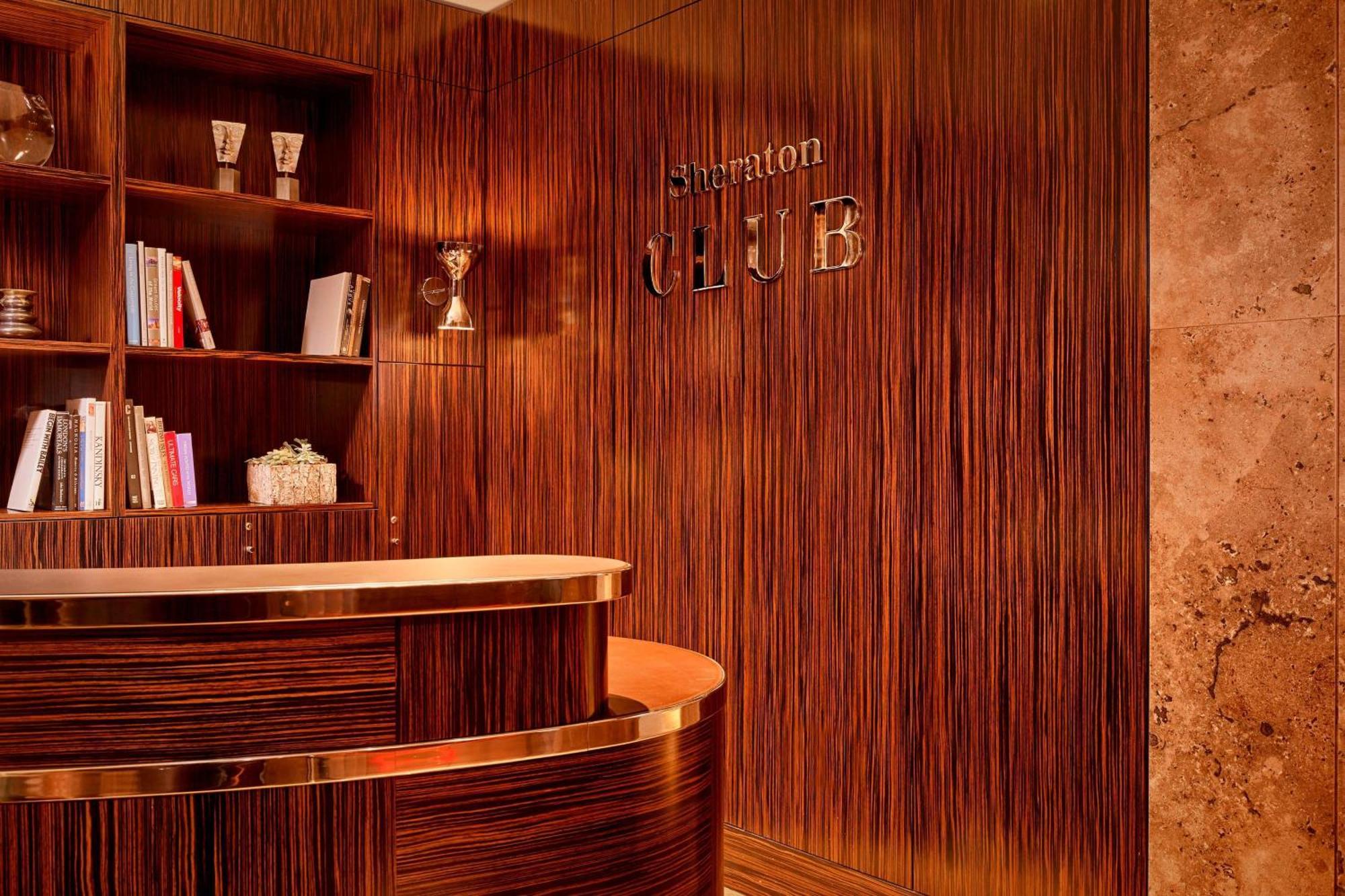 Sheraton Grand Park Lane Hotel 5*