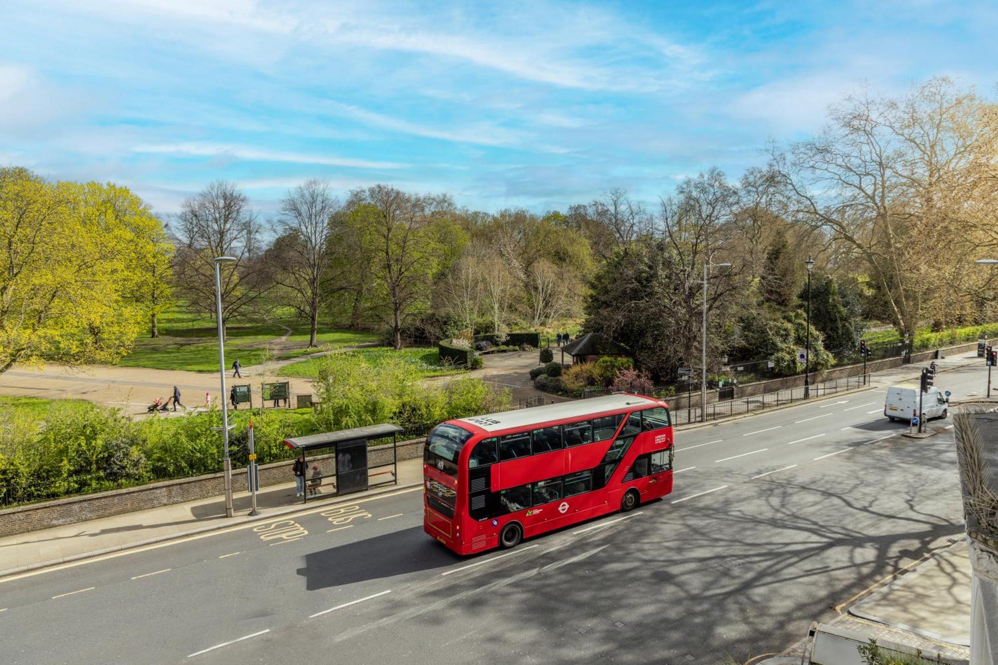 60 Hyde Park Gate Hotel 5*