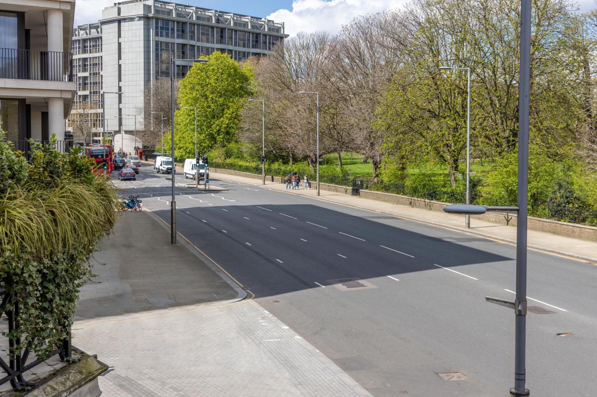 60 Hyde Park Gate Hotel 5*