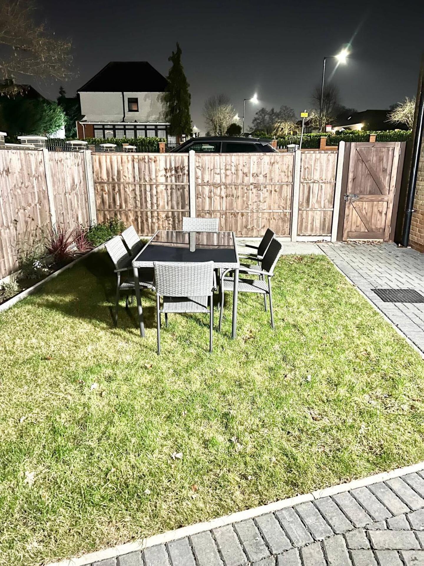 Aparthotel Queens Luxury Wembley Stadium -