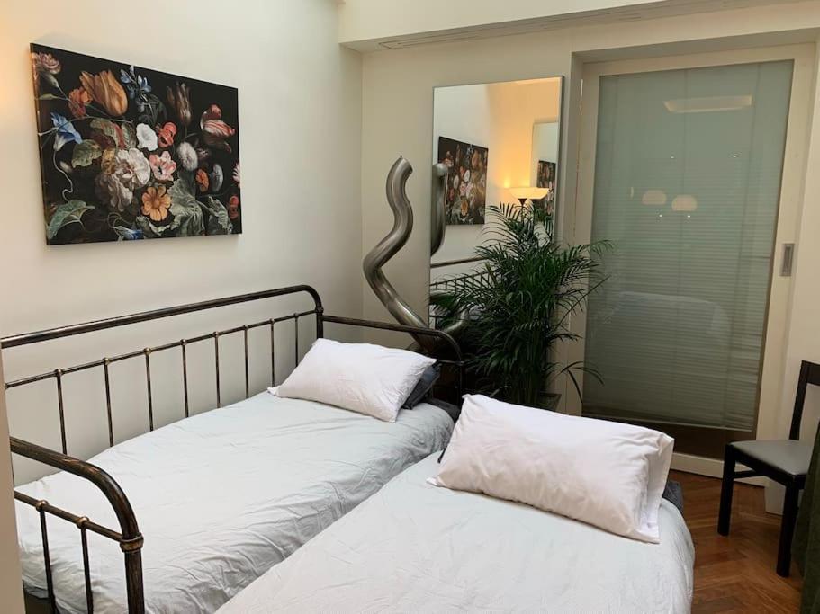 Hyde Park 3bed With Patio As Seen On Tv House Hunters International Appartement *