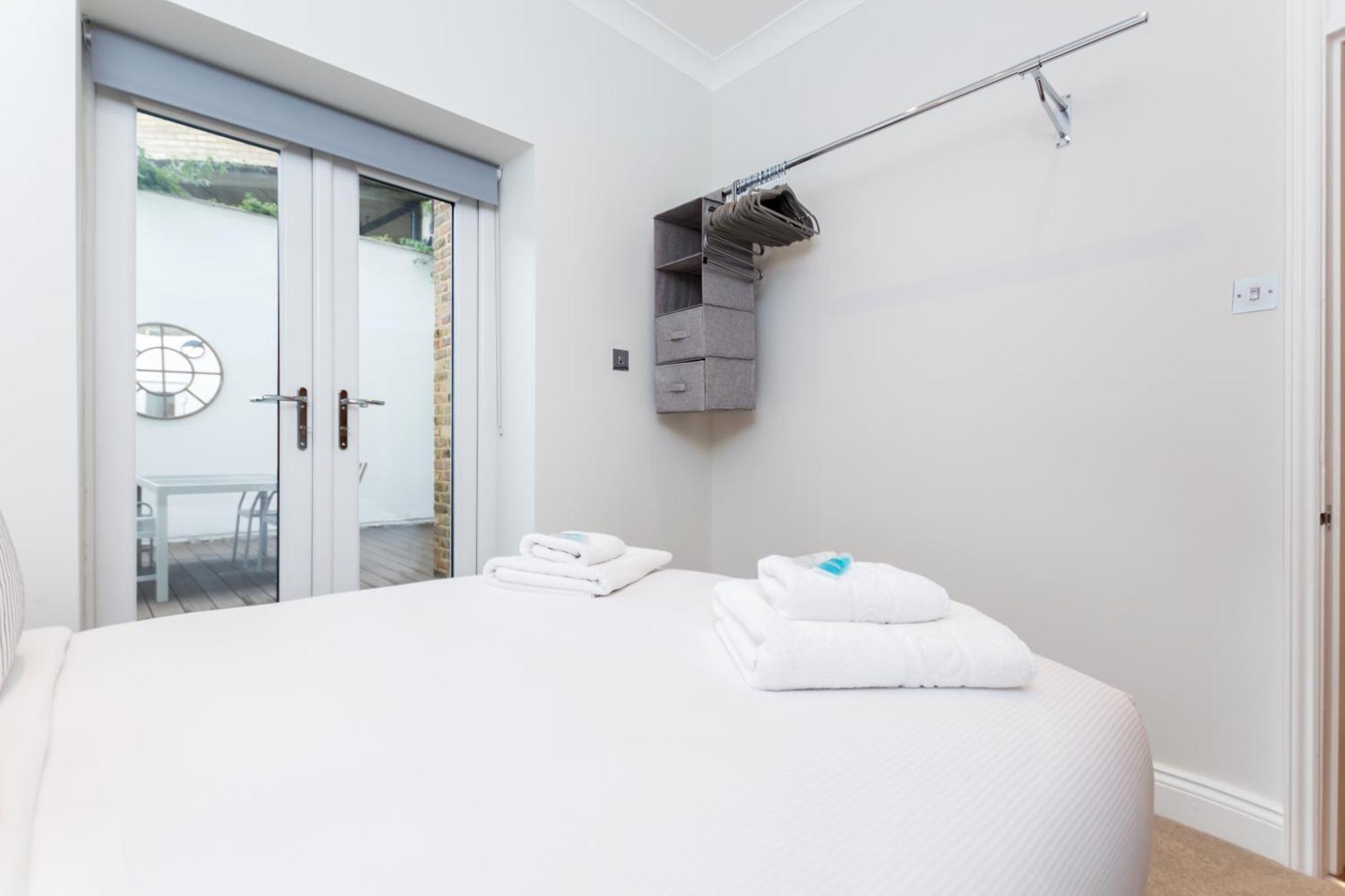 Appartement Vibrant 1br Apt Wprivate Decked Garden, Fast Wifi Londres