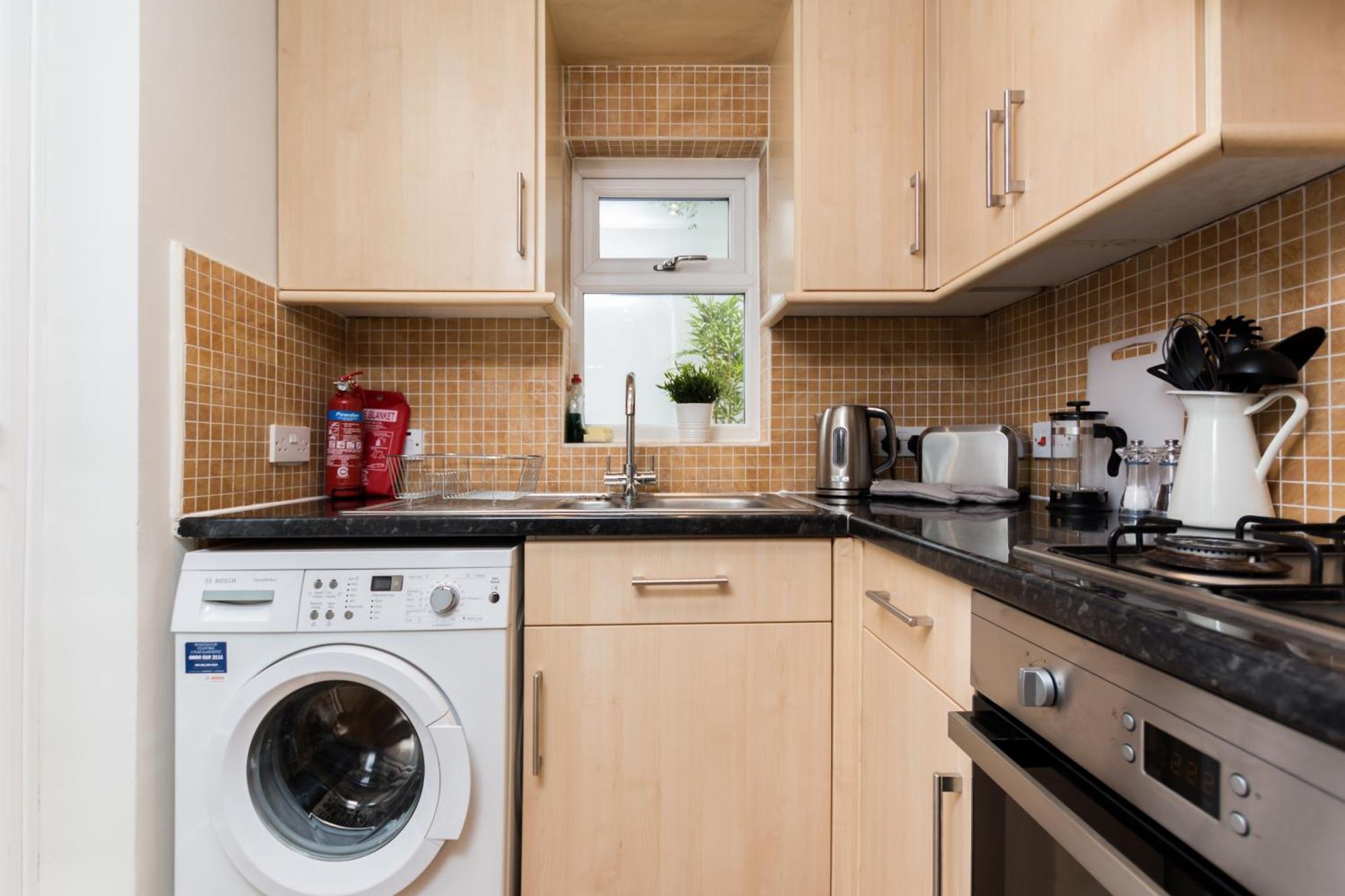 Appartement Vibrant 1br Apt Wprivate Decked Garden, Fast Wifi