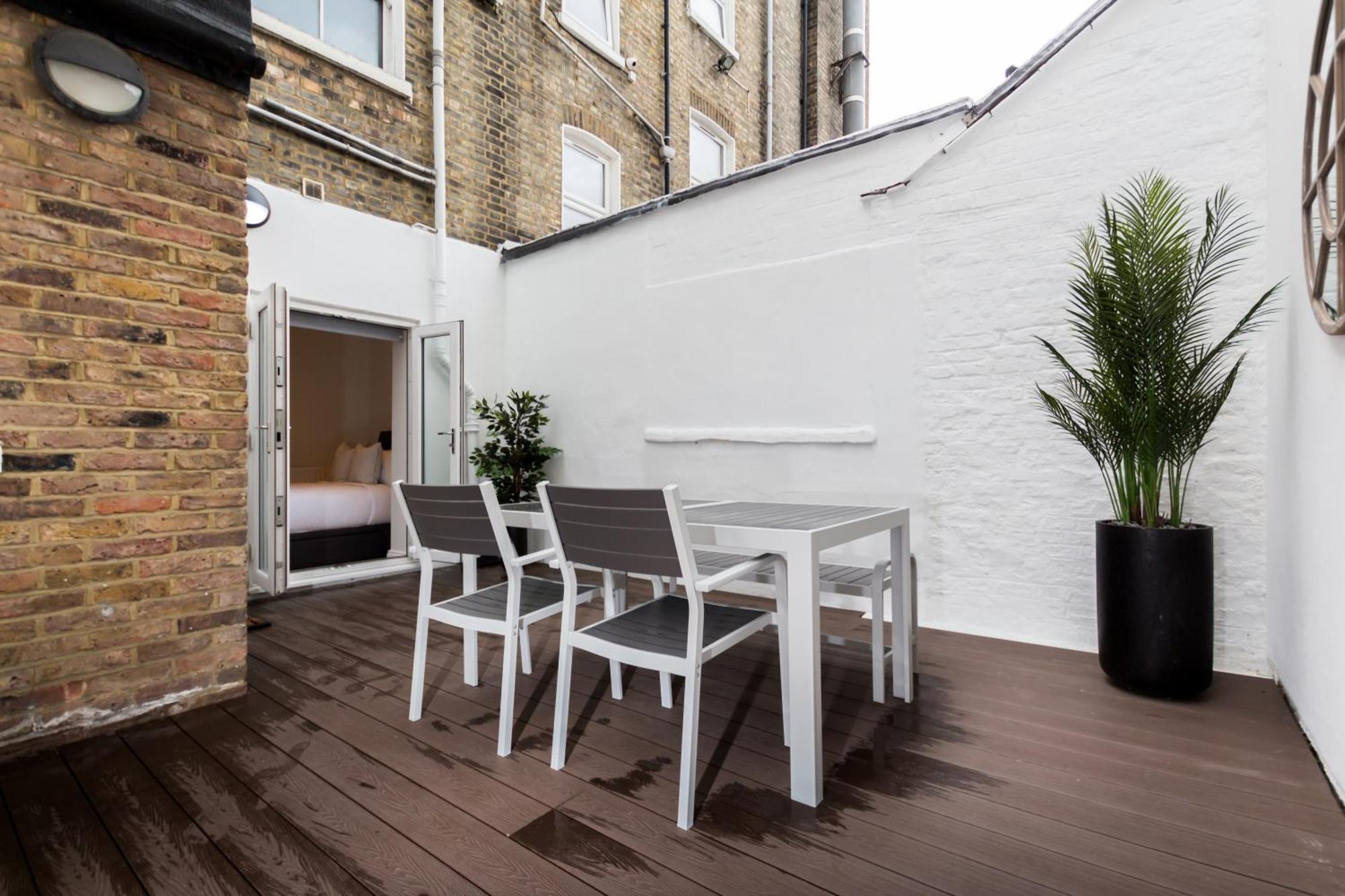 Vibrant 1br Apt Wprivate Decked Garden, Fast Wifi Appartement Londres