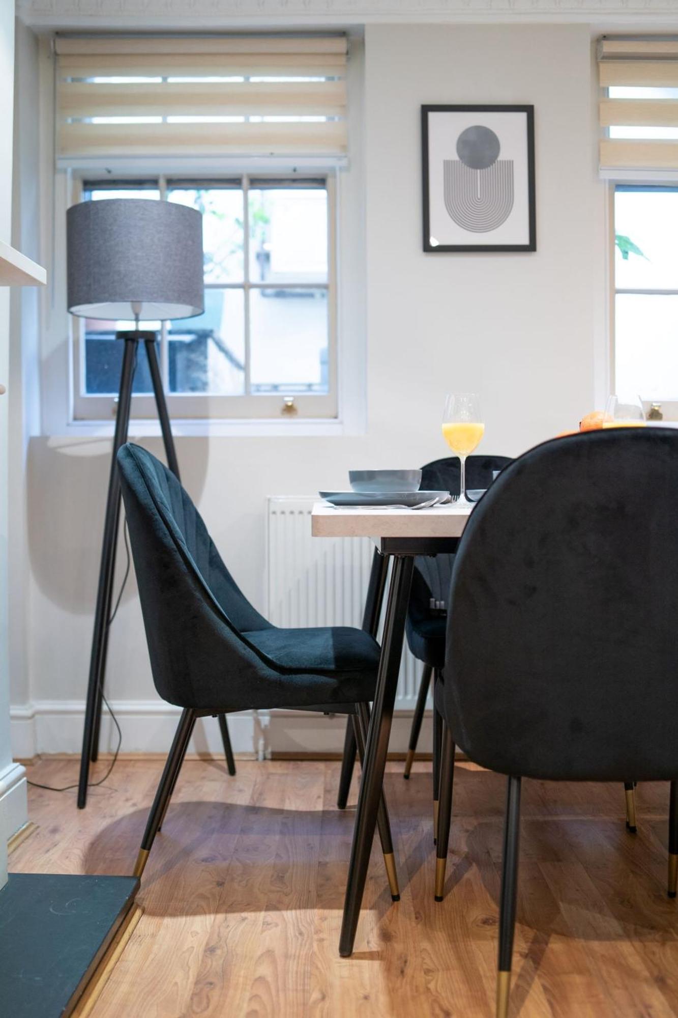 Vauxhall - 2br With Patio - Cityapartmentstay