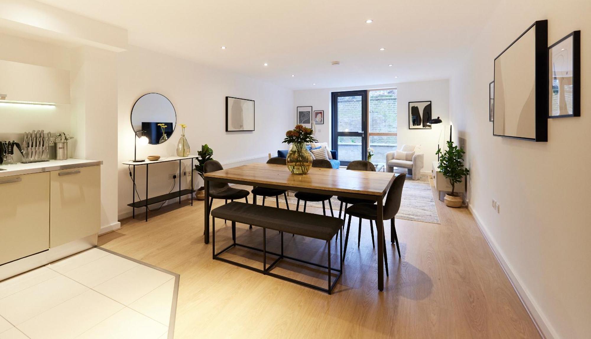 The Putney Escape - Trendy 2bdr Flat With Terrace + Parking Apartamento *