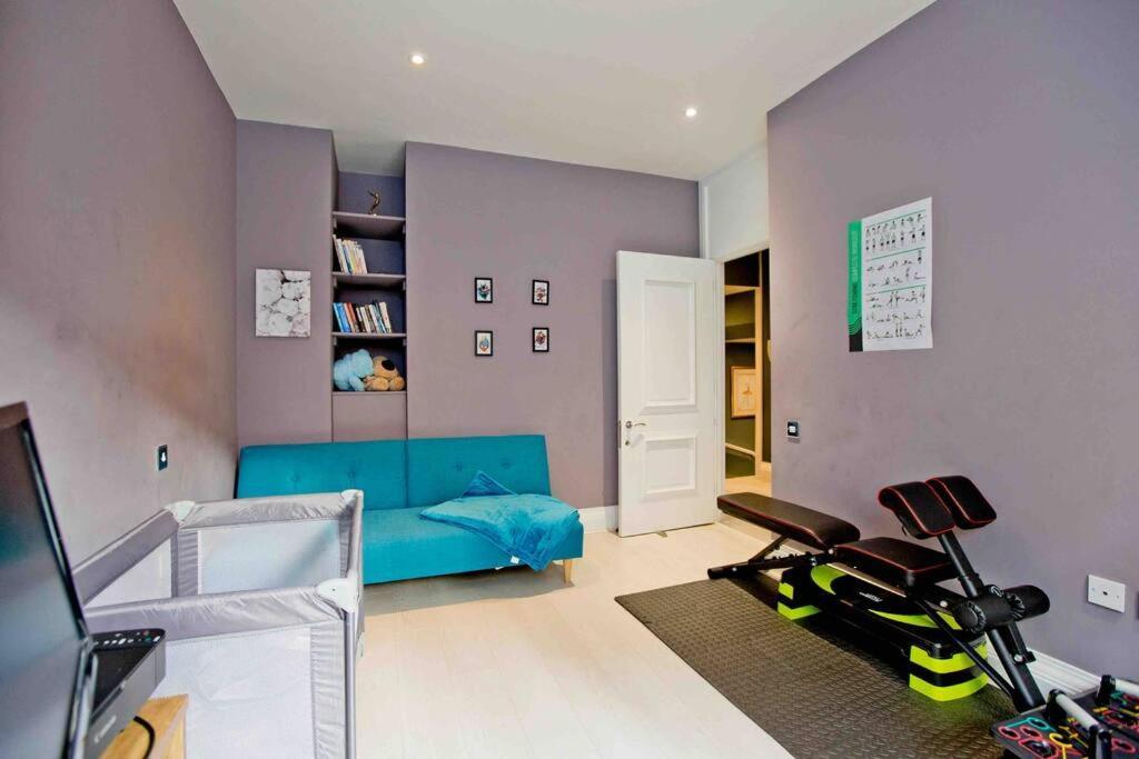 Casa de férias 3 Bedroom Modern Townhouse