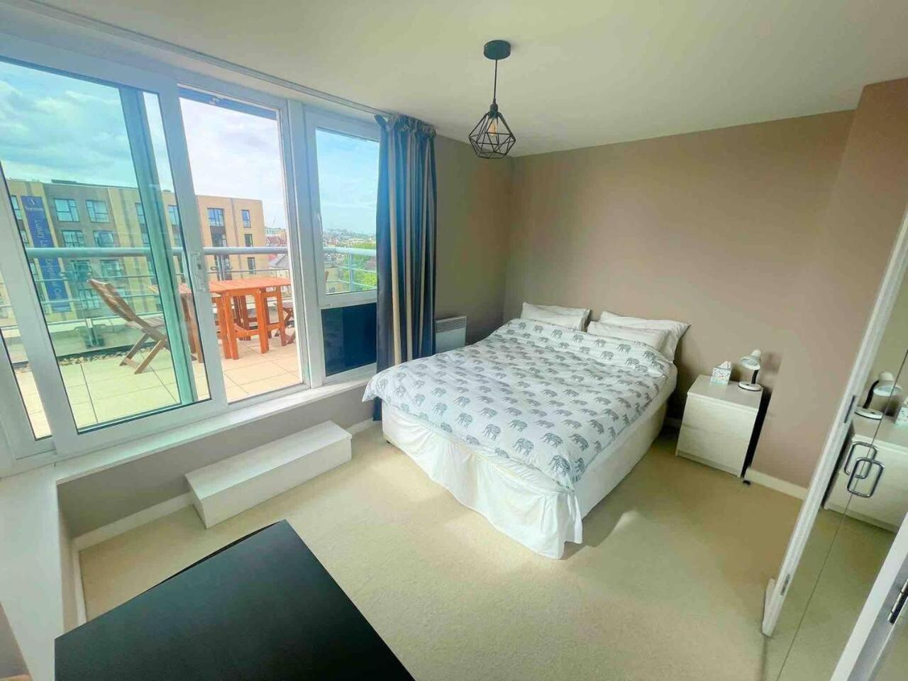 Appartement Captivating 1-bed In *