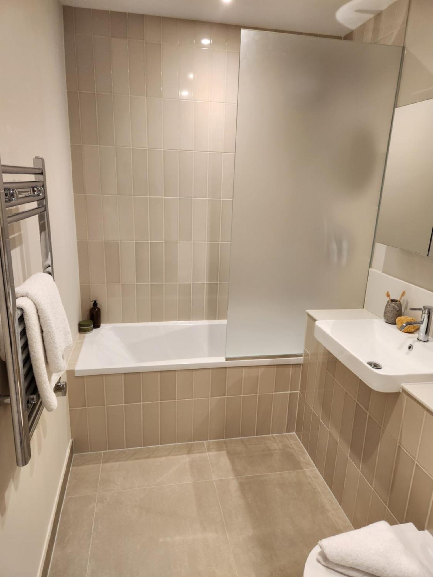 Kings Mews Elegance: City Sparrow's Premier 3-bedroom Residences Londres