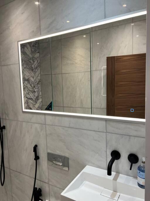 Central London Apartment Apartamento