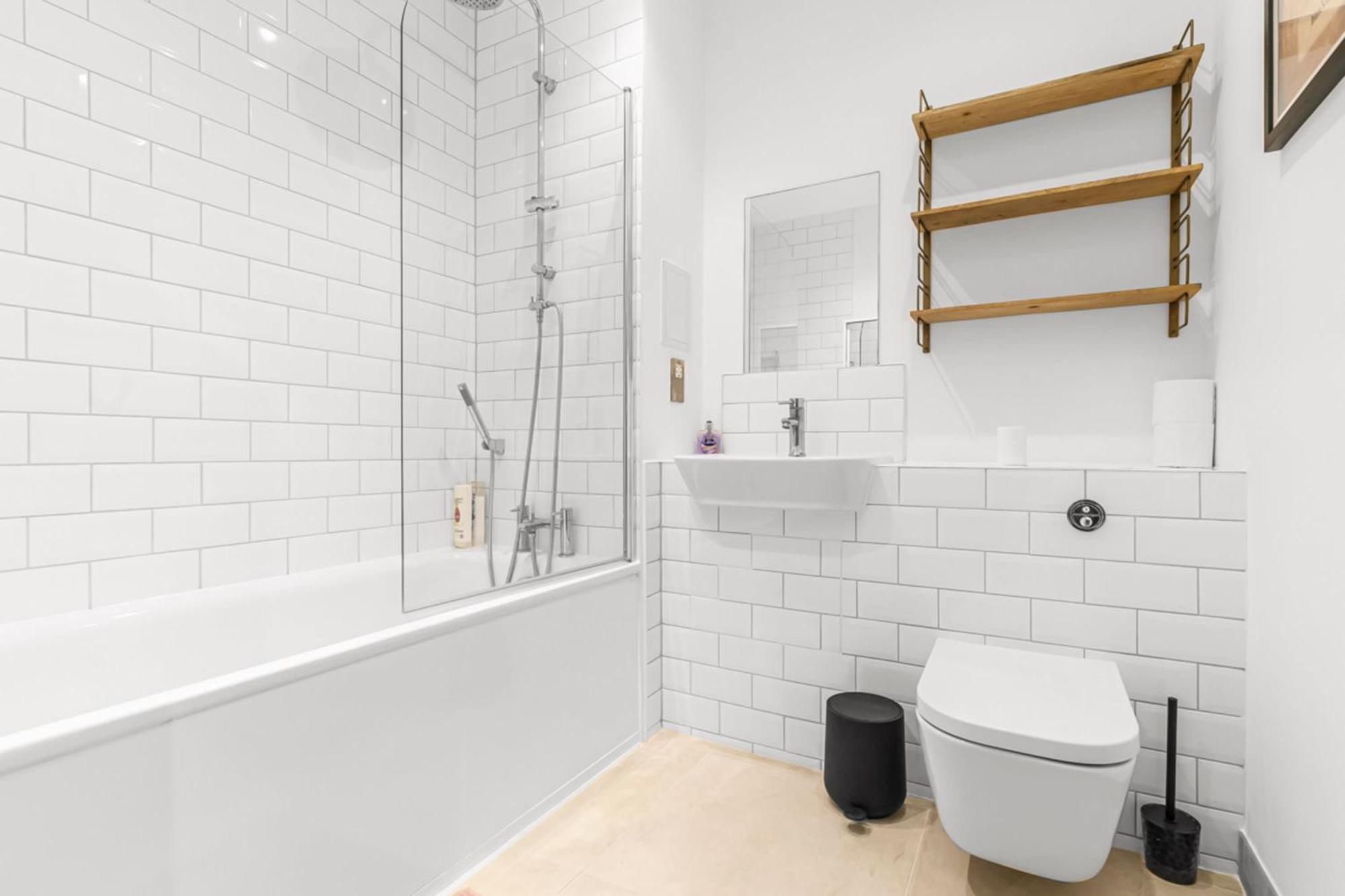 Chic Urban In Shoreditch 2 Bed 2 Bath