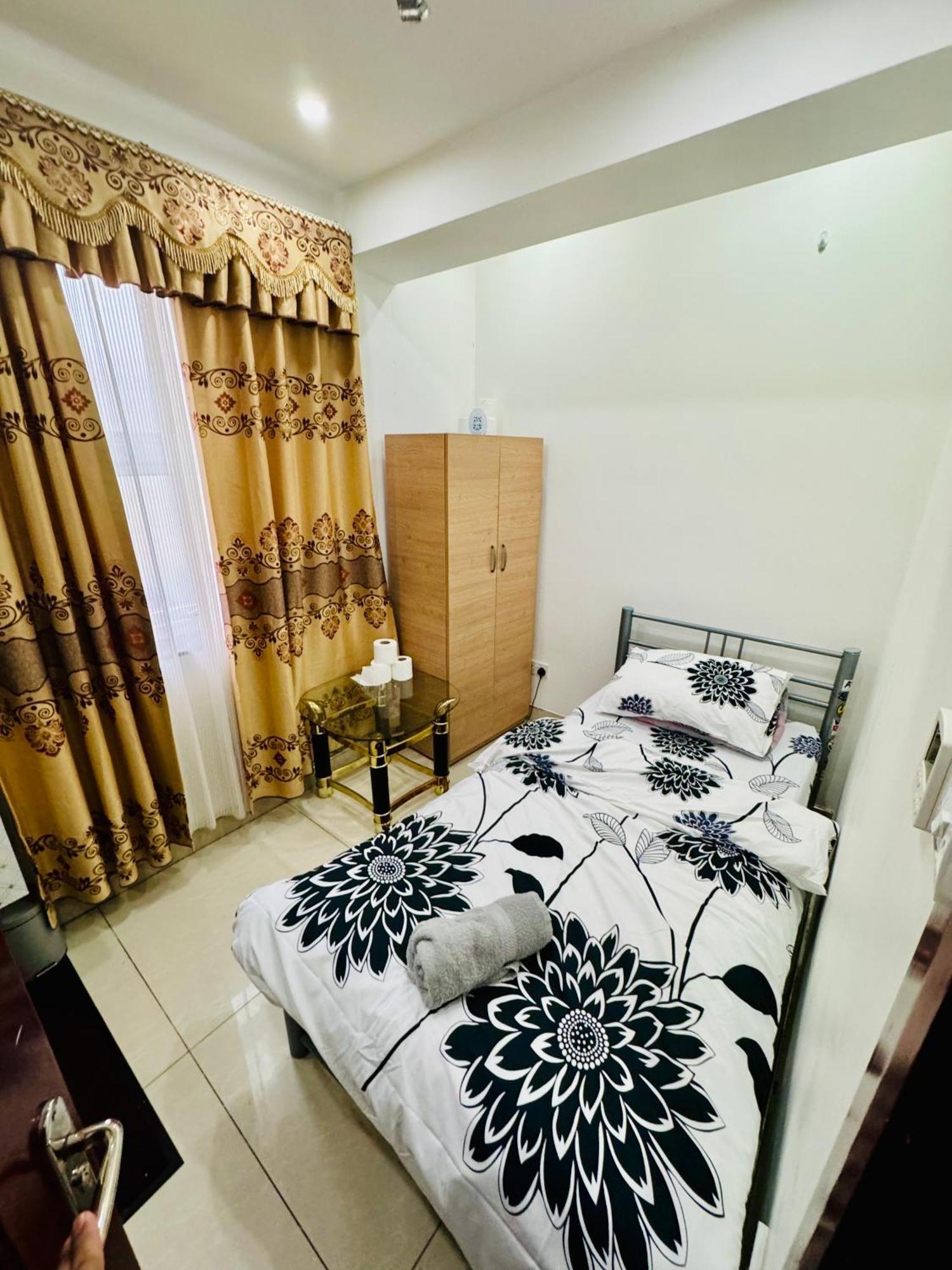The Great Falcon Bed and breakfast *